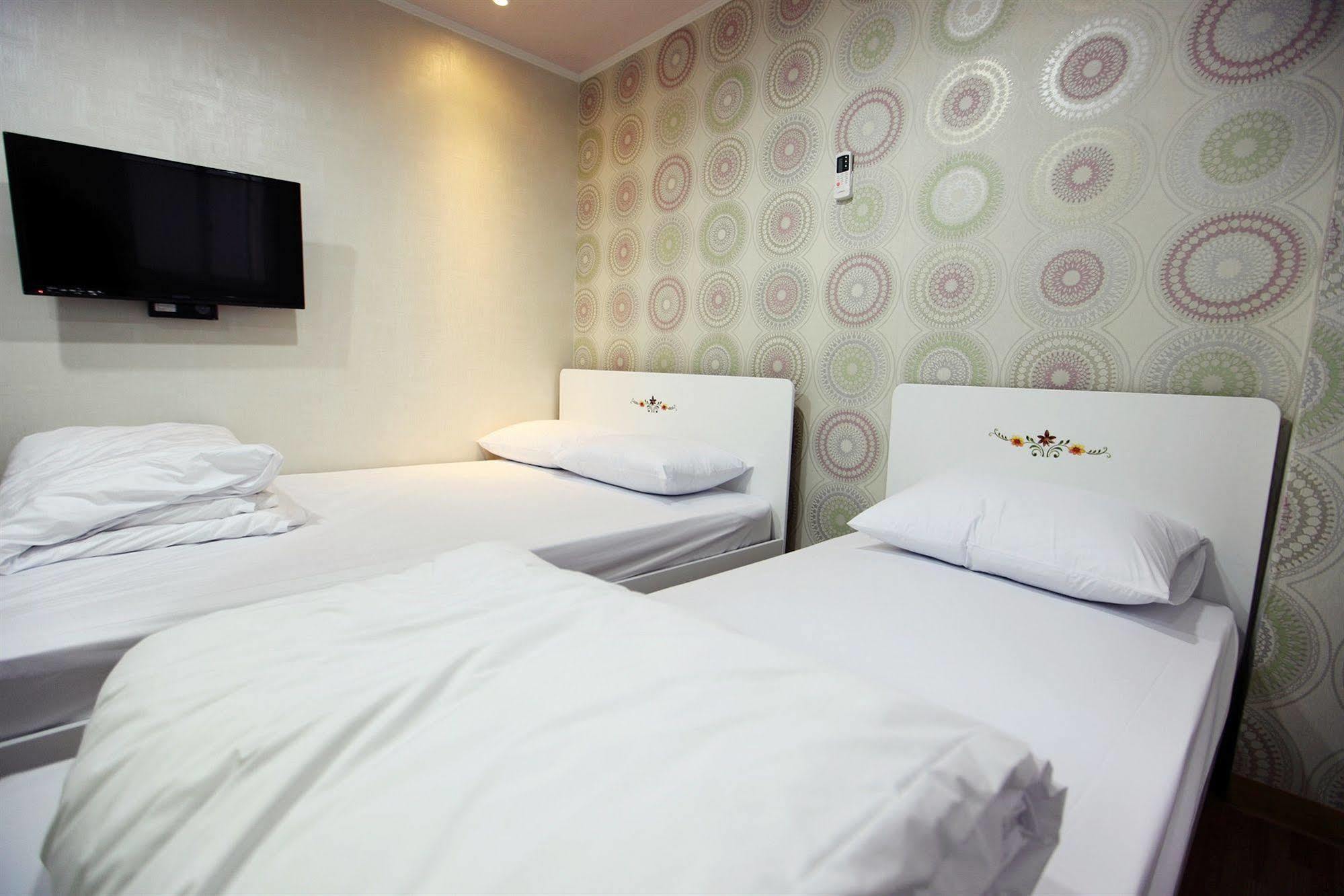 Chloe Guesthouse Gangnam Seoul Exterior photo